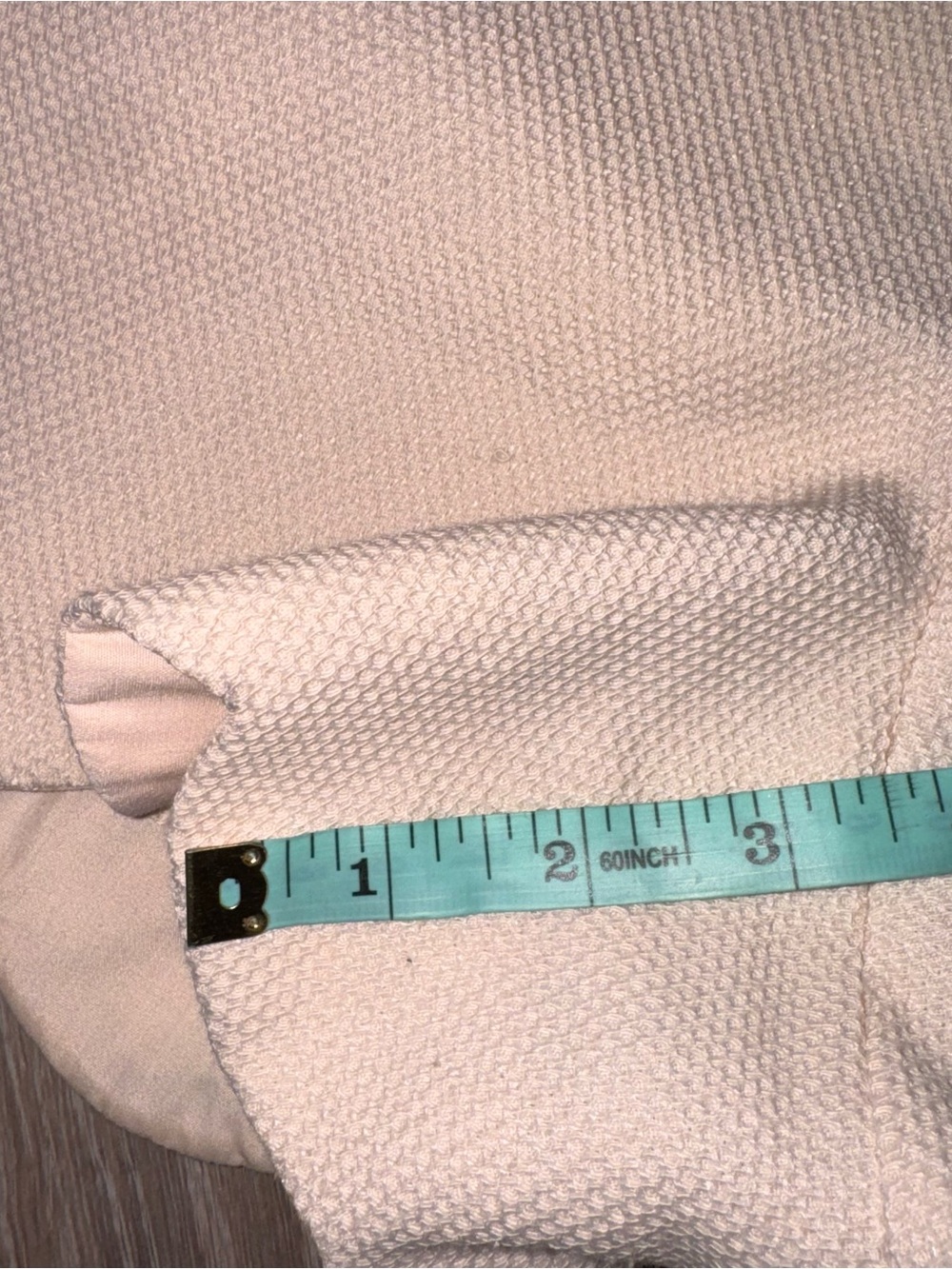 Club Monaco Cream beige Scallop-Hem High-Waist amber textured Shorts 8 - Picture 12 of 14
